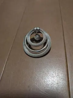 シルバー ブローチ