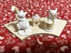 お月見オブジェ　うさぎ2個・お団子　ナチュラルキッチン　インテリア　扇形台座付