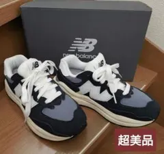 ニューバランス New Balance M5740 ネイビー 23.5 美品