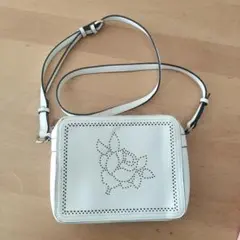 【訳あり品】LAURA ASHLEY ホワイトショルダーバッグ