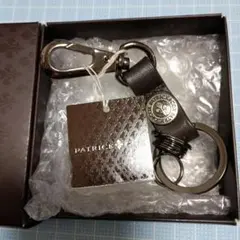PATRICK COX ダークブラウン キーホルダー