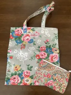 Cath Kidston フラワープリント トートバッグとポーチセット