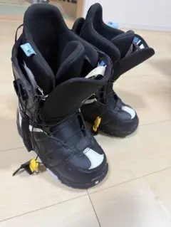 スノーボードブーツ