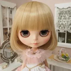 ネオブライス ウィッグ くるりんミディアムボブ CG 10インチ Blytheのサムネイル