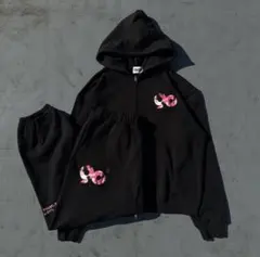 ブラック スウェット