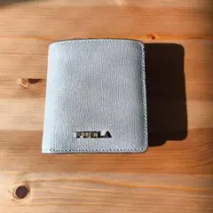 FURLA グレー 二つ折り財布