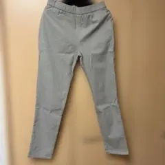 GU スキニーパンツ ベージュ