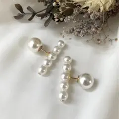 普段使いや入学式＆卒業式にも！5連パールピアス＆パールキャッチ付き