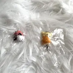 サンリオ　ポチャッコ ポムポムプリン お手玉めじるしアクセサリー