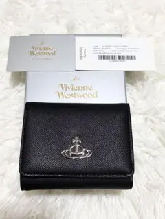 ☆新品未使用☆ヴィヴィアンウエストウッド 三つ折り財布 813VW131