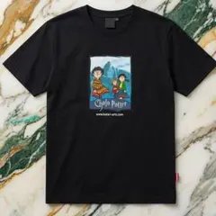 世界が熱狂する魔法界のパロディ、マチュピチュに降臨した「至高のユーモア」Tシャツ