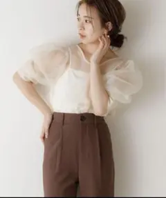 chico チコ オーガンジーパワショルブラウス シアー