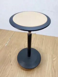 K◇1079 Wilkhahn ハーフシーティングチェア Stitz コルク