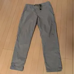 ユニクロ ベージュトレートパンツ ゴムウエスト