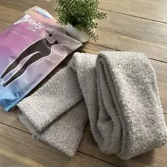 ◆美品◆ふわりぃスリム グラマラスパッツ スモーキーホワイトＭ－L 着圧スパッツ