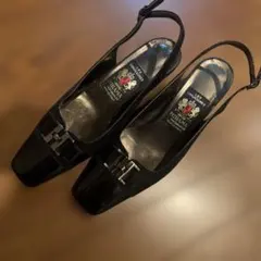 MIHAMA ミハマ バックストラップ パンプス ブラックのサムネイル