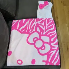 ハローキティ プレミアムフード付バスタオル