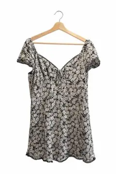 AMERICAN EAGLE フラワープリント ワンピースのサムネイル