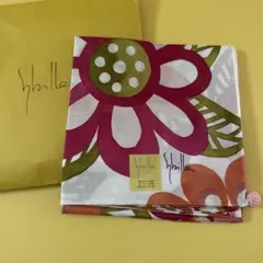 Shilla 花柄ハンカチ