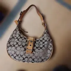 COACH コーチ ワンショルダー SOHO ハーフムーン シグネチャー