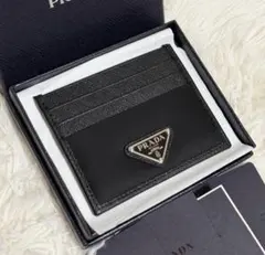 プラダPRADAサフィアーノレザー カードケース