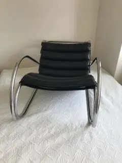 ミース・ファン・デル・ローエ　シェーズロング風 レザーラウンジチェアー 当時物