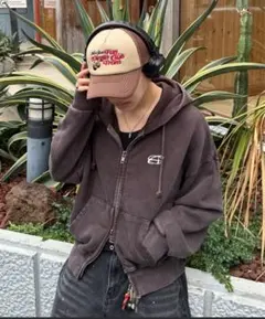 adamaste パーカー