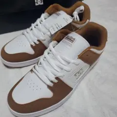 Item thumbnail for item 8032a50a-5669-4d11-99c1-ee85c6e454f3