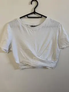 ZARA ホワイト クロップドTシャツ ツイストデザイン