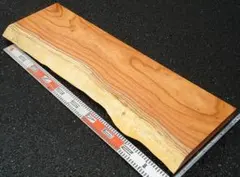 ラカンマキ、光沢あるシマシマ杢目が見栄えあり！片耳付加工板。長70cm