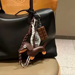 Item thumbnail for item c7cf61be-c56d-491a-b021-01301828e4f6