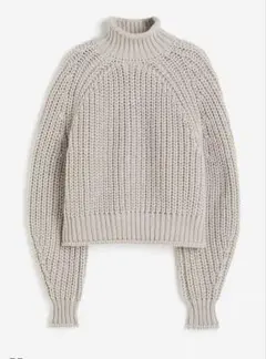 H&M　2025　チャンキーニット　ライトグレージュ　タートルネック　ハイネック