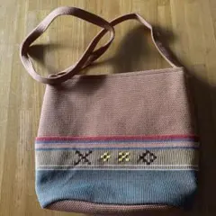 Item thumbnail for item 8c90452b-4b18-4284-ac5d-f742f2162b03