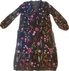 ZARA ウーマン　花柄刺繍 シアーワンピース S メッシュ Vネック