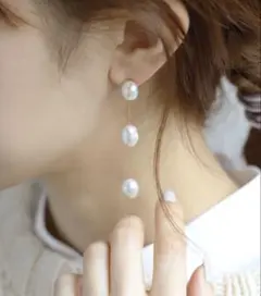 Anemone 連なりパールが揺れるロングピアス