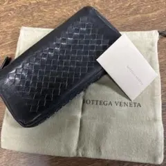 BOTTEGA VENETA 光沢濃いグレー ポーチ イントレチャート