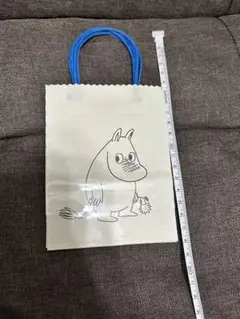 ムーミン ギフトバッグ ハンドル付き 約22cm x 17cm