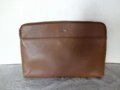 Salvatore Ferragamo 　フェラガモのビジネスバック