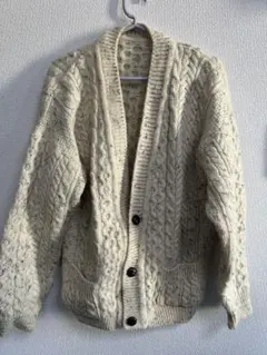 アイボリー ケーブルニット カーディガン