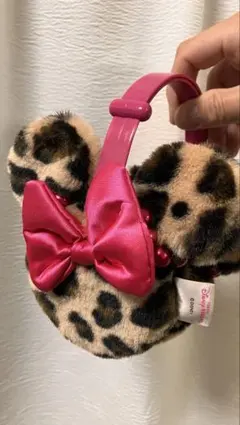ディズニーヒョウ柄イヤーマフ　豹柄　ピンクリボン　耳あて　Disney