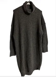 ユニクロ　グレー系 タートルネック ひざ丈ワンピース　М　レディース