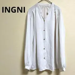 【INGNI】イング　白シャツ　おしゃれ　透け感　シフォンシャツ　ブラウス