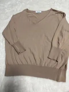SPICK AND SPAN ベージュ Vネック 7分袖ニットMサイズ