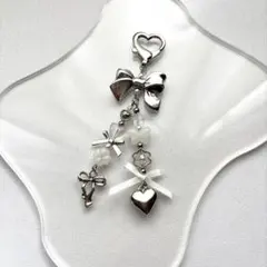 Item thumbnail for item e869099d-27b4-48de-a616-67edc6f53444