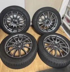 【215/55R17 94Qスタッドレス】ホイールセット　ナット付のサムネイル