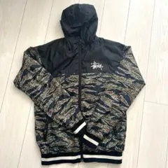 STUSSY 迷彩柄 フード付きナイロンジャケット