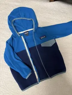 Red Wood様　パタゴニア フリースパーカー 12-18months