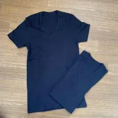 UNIQLO ブラック VネックTシャツ2枚組　S