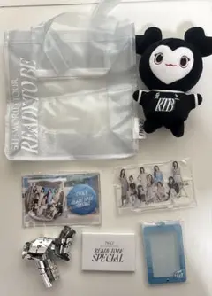 TWICE READY TO BE SPECIAL アプグレ特典