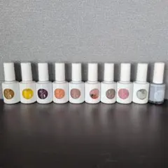 uka ネイルカラー・マニキュア 10本セットのサムネイル
